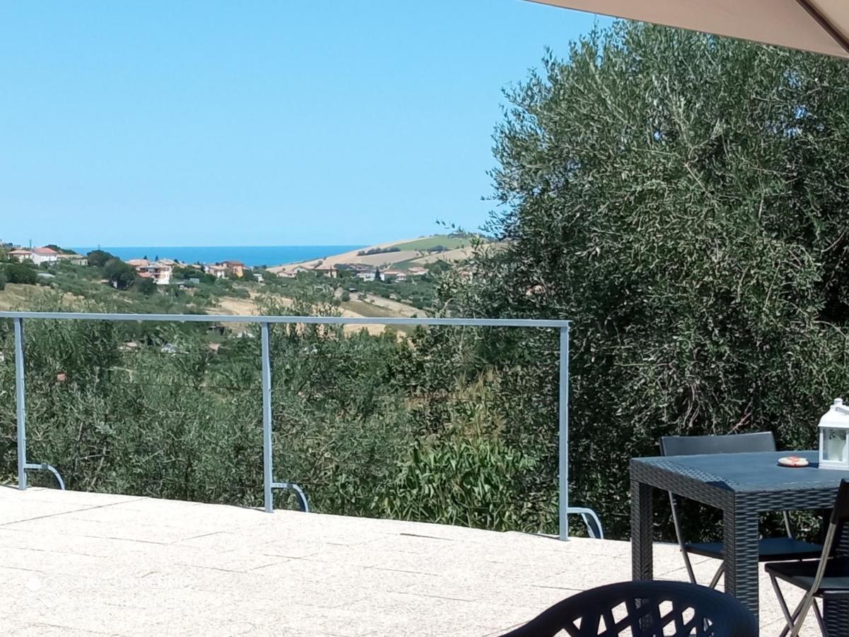 B&B L'Alloggio フェルモ エクステリア 写真